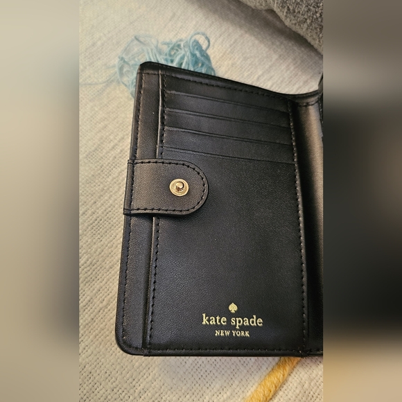 Kate Spade Black and White Wallet - Picture 5 of 12